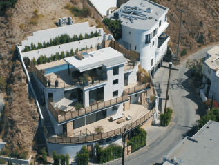 8455 Franklin Avenue